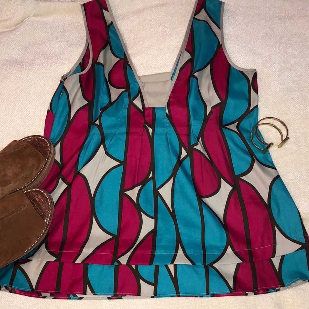 Banana Republic blue and pink semicircle top